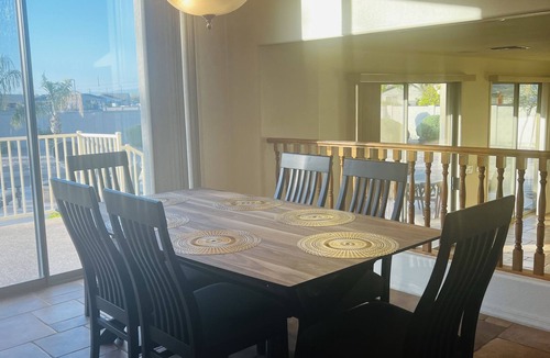 Rovey Farm Estates House | 6br3ba with pool & jacuzzi