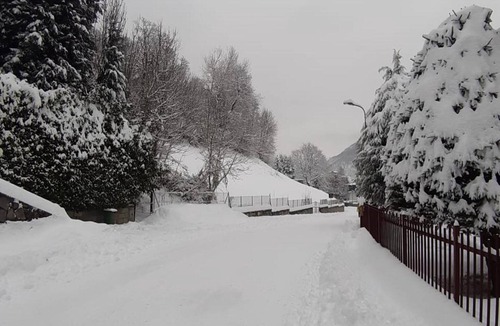 Moggio Apartment | 6guests-skiing-mountainviews-fireplace-freeparking