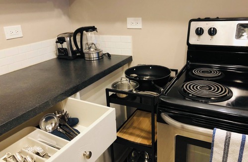 Southwest Calgary Condo | 6th Floor 2-Bedroom Condo with Parking