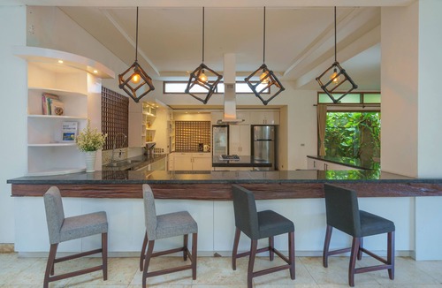 Berawa Villa | 7 Bdr-Last Minute Deal 50%+ OFF! Near Beachclubs