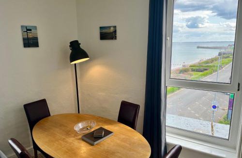 Bridlington Old Town Apartment | 7 Beach View Beaconsfield House