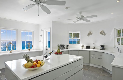 Prospect Villa | 7 Bed Beachfront Villa with direct beach access