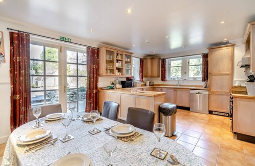 Strathdon Cottage | 7 Bed in Strathdon (oc-t30594)