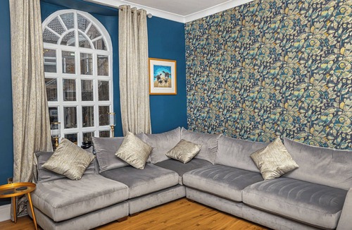 Richmond Cottage | 7 bedroom accommodation in Richmond
