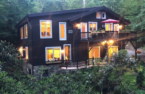 Charter Hills House | 7-bedroom House Beech Mountain Sleeps 18+