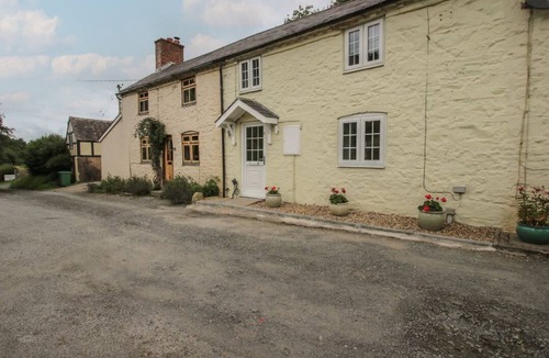 Shelve House | 7 Gravels Terrace, Minsterley.