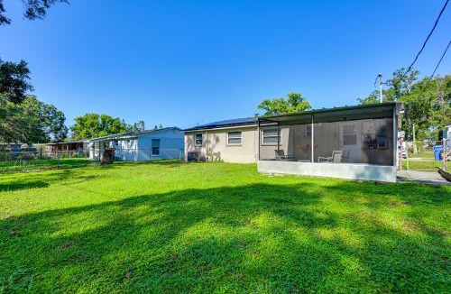 Tampa House | 7 Mi to Busch Gardens: Tampa Gem w/Yard!