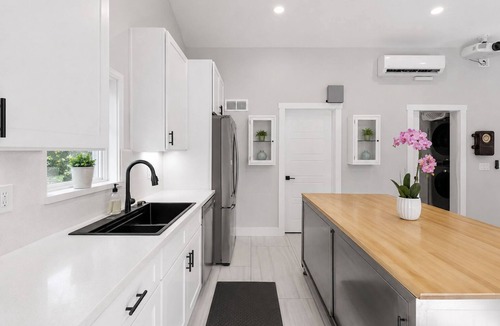Conway House | 7 minutes away from downtown Conway. Single residence in countryside