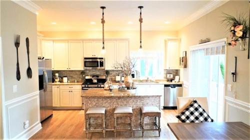 West Cape May House | 717 Broadway