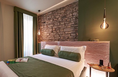 Como City Centre Hotel | 73 Boutique Hotel
