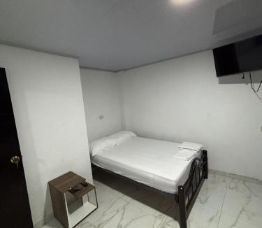 Cali Apartment | 736 Elite Home