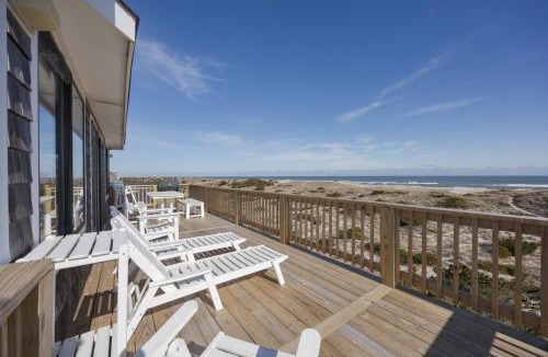 Avon House | 7592 - Barefoot Blessings