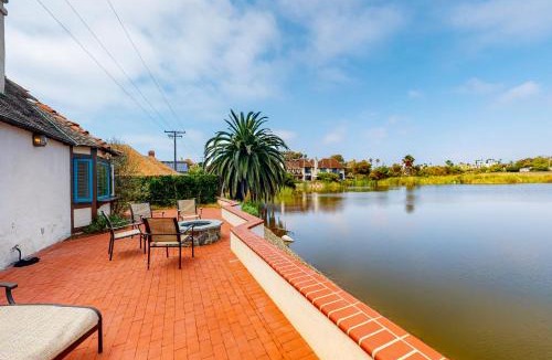 South Oceanside House | 76 Saint Malo Beach