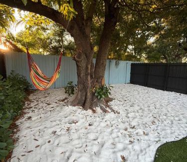 Little Havana Villa | 78 Tropical soak