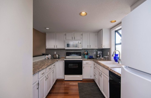 Summerwind Villas House | 786 Summerwind-Beautiful Townhome on Lagoon; Pool/Amenity Access Included