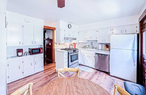 Norwich Apartment | 79-1 3br apartment