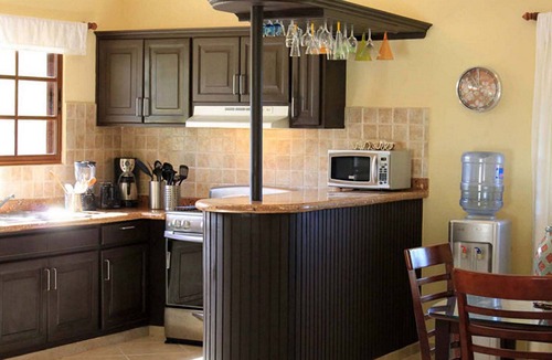 Urbanizacion Tavarez Villa | 7BD Visitor-friendly complex, 3 pools, sport courts, steps from beach/shops!
