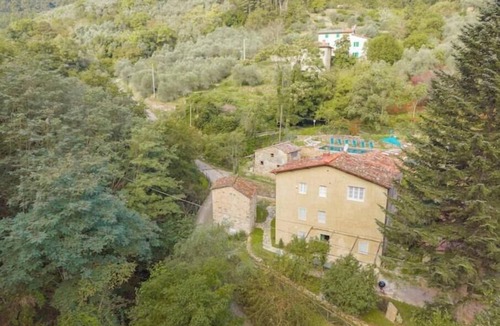 SantʼAndrea di Compito Villa | 7BR Tuscan Oasis with Pool Borgo sulla Visona