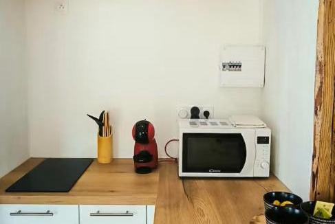 Vendeuvre-du-Poitou Apartment | 7min Futuroscope - Havre de paix familial