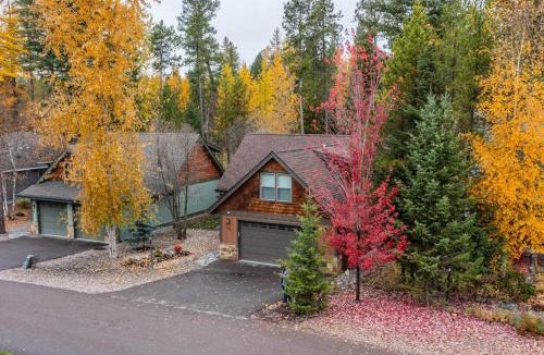 Columbia Falls House | 7th Fairway Getaway