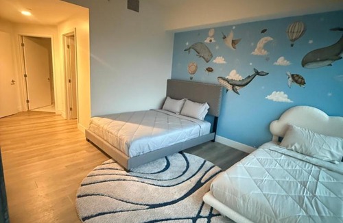 East Village Apartment | 7th Inning High Rise