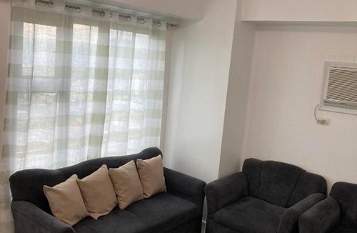 Barangay 670 Apartment | 8 Adriatico Tower