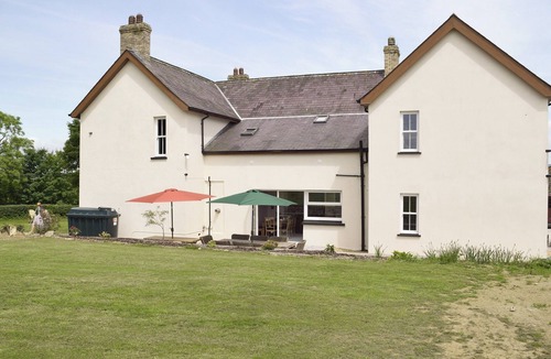 Narberth Cottage | 8 bedroom accommodation in Llawhaden, near Narberth