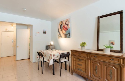 Ville-Marie Apartment | (8 berri ) Studio Downtown ( metro berri uqam)