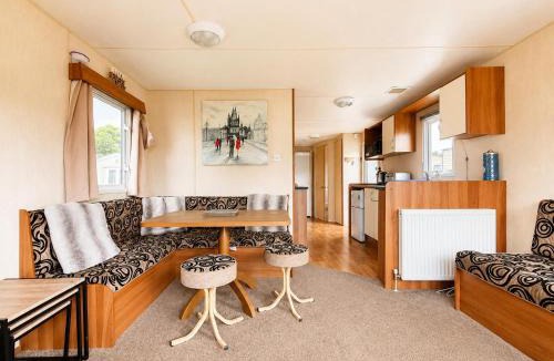 Louth House | 8 Berth Caravan With Decking At Sunnydale In Lincolnshire Ref 35087S