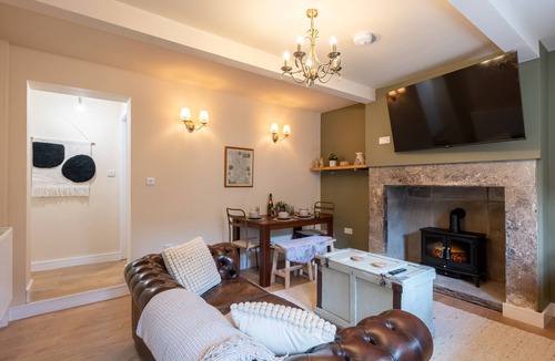 Padfield Cottage | 8 Booth Court