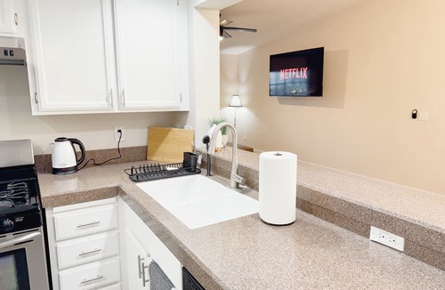 Green Valley North House | 8 Mins From the Strip & 5 Mins From the Airport w/Pool