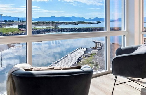 Sandoy House | 8 person holiday home in Sandøy