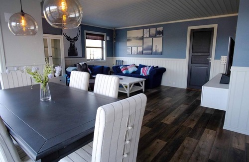 Sveio House | 8 person holiday home in Auklandshamn