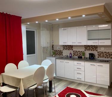 Cavnic Apartment | 8 RESIDENCE APARTAMENT