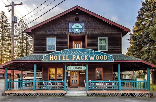 Packwood Apartment | #8 Silver Falls Trail Private Bath -Adults Only