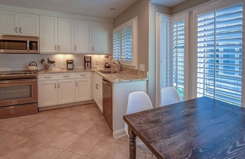 Beach Lagoon Condo | 8 Turtle Lane Club - Few Steps to the pool & beach!
