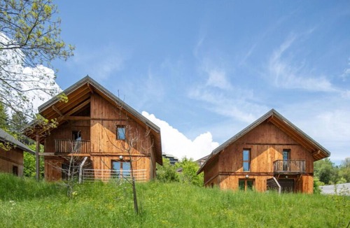 Gresse-en-Vercors Condo | 800m des Remontées ! Appart Rustique + Sauna