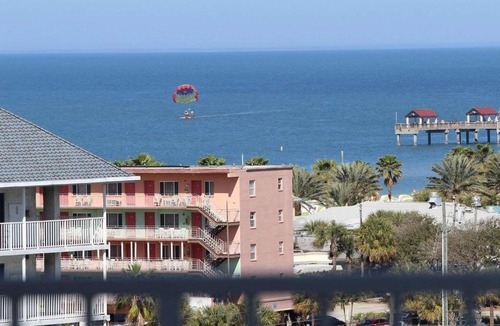 Clearwater Beach House | 807 Harborview Grande