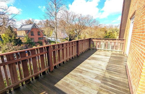 Ahrensburg Apartment | 80m² accommodation with 3 bedrooms for 1-3 people.