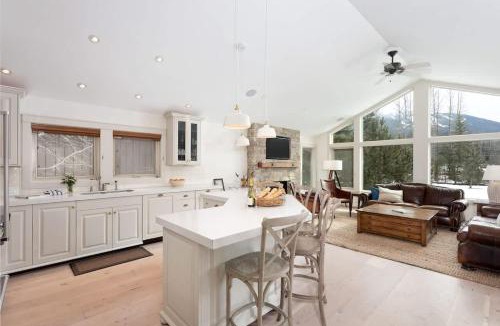 Nicklaus North House | 8166 Nicklaus North