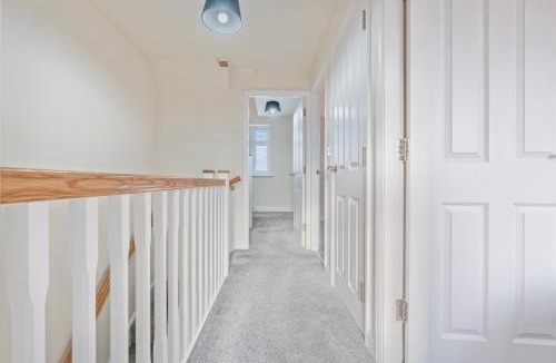 Wigston House | #83 Stylish Wigston Home - Near Bradgate Park - Sleeps 4 -" Perfect for contractors and Families - Free Parking"