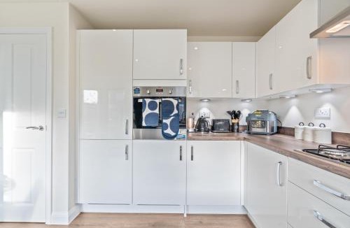Wigston House | #83 Stylish Wigston Home - Near Bradgate Park - Sleeps 4 -" Perfect for contractors and Families - Free Parking"