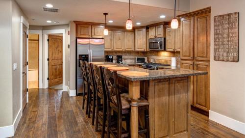 Park City House | 844 Park Edge