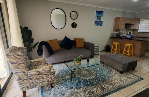 Greater Johannesburg Metropolitan Area Apartment | 86 NOLE