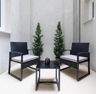 Hundsturm Apartment | 86 sqm with private courtyard - 3 Bedrooms