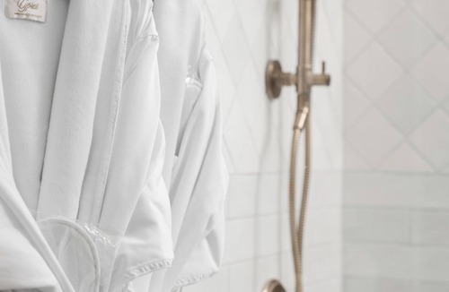 Historic District Hotel | 86 State Circle - Luxury Boutique Hotel