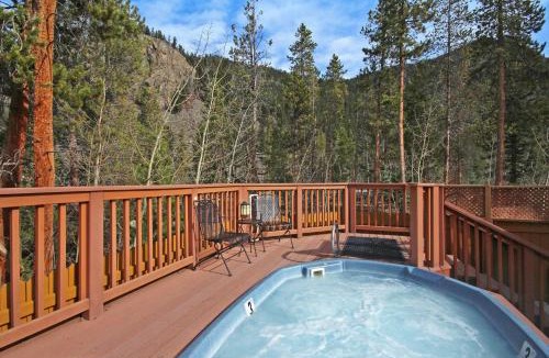 Keystone Apartment | 8757 Trappers Crossing Condo