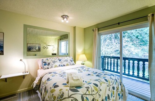 Glacier Condo | 88SLL - Inexpensive - Economical - Kitchenette - Sleeps 2