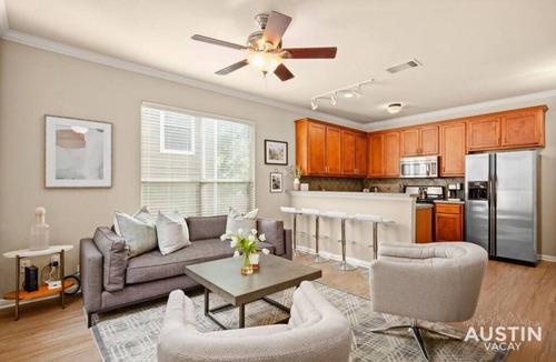 Clarksville House | 8th #B xxxxxxxxxxxxx