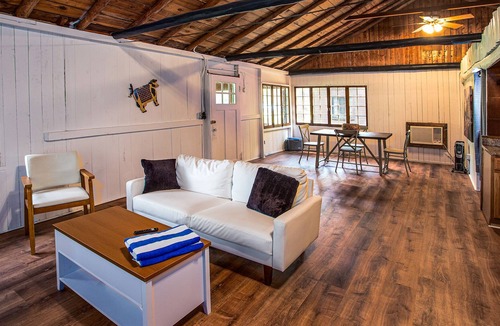 Applegate Cottage | 9 Bedroom within 4 Cottages on One Large Property with Amenities!